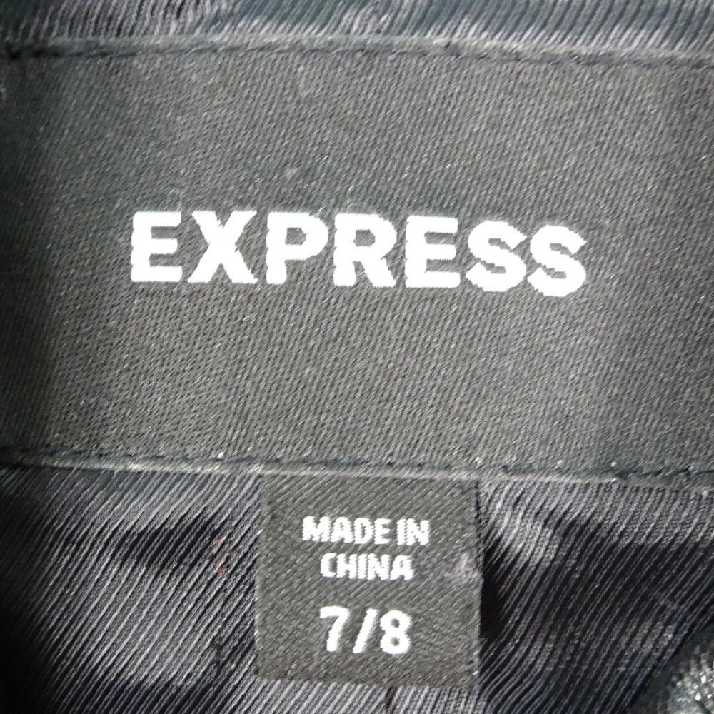 Express Women's Fine Leather Coat Size 7/8 EUC - Picture 3 of 5